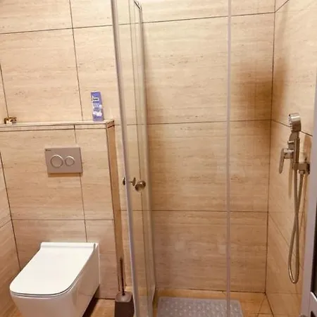 Auto Tana Nocleg ze śniadaniem 3*