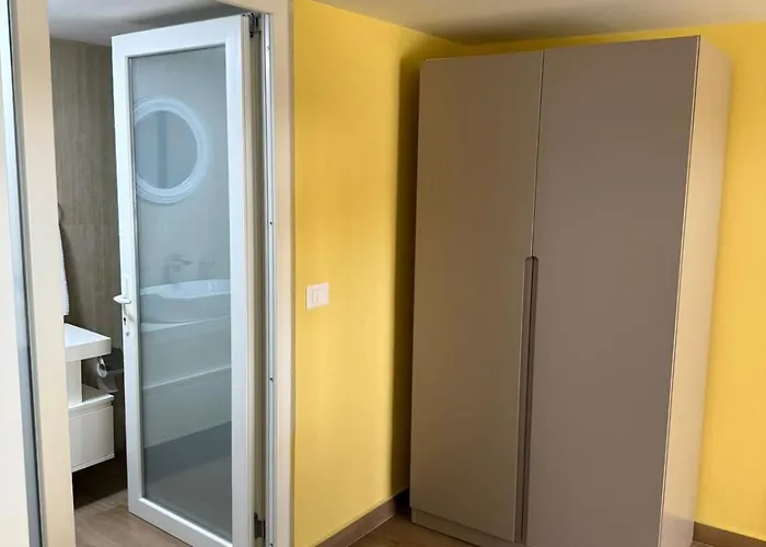 Auto Tana Panzió Tirana