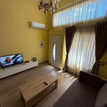 Auto Tana 3* Tirana