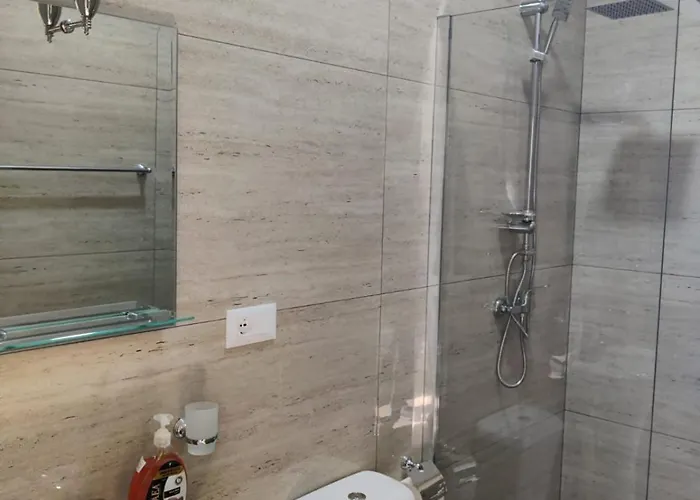 Auto Tana 3* تيرانا